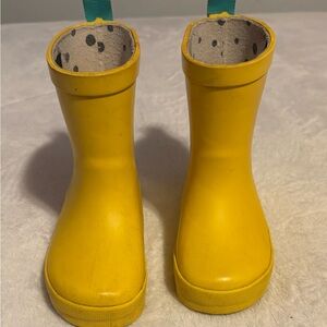 Ten Little Toddler Rain Boots in size 7
